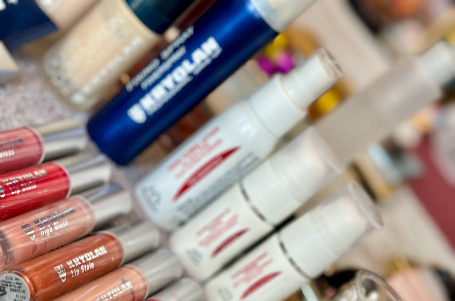 Fixing Spray by Kryolan